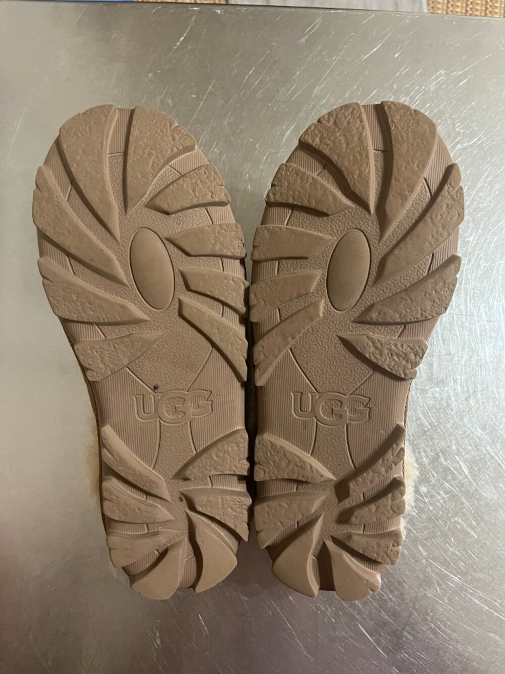 UGG Chestnut Coquette Fluppy Slippers Size US 9 - Picture 2 of 8